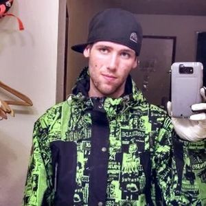 Meet your Posher, Travis